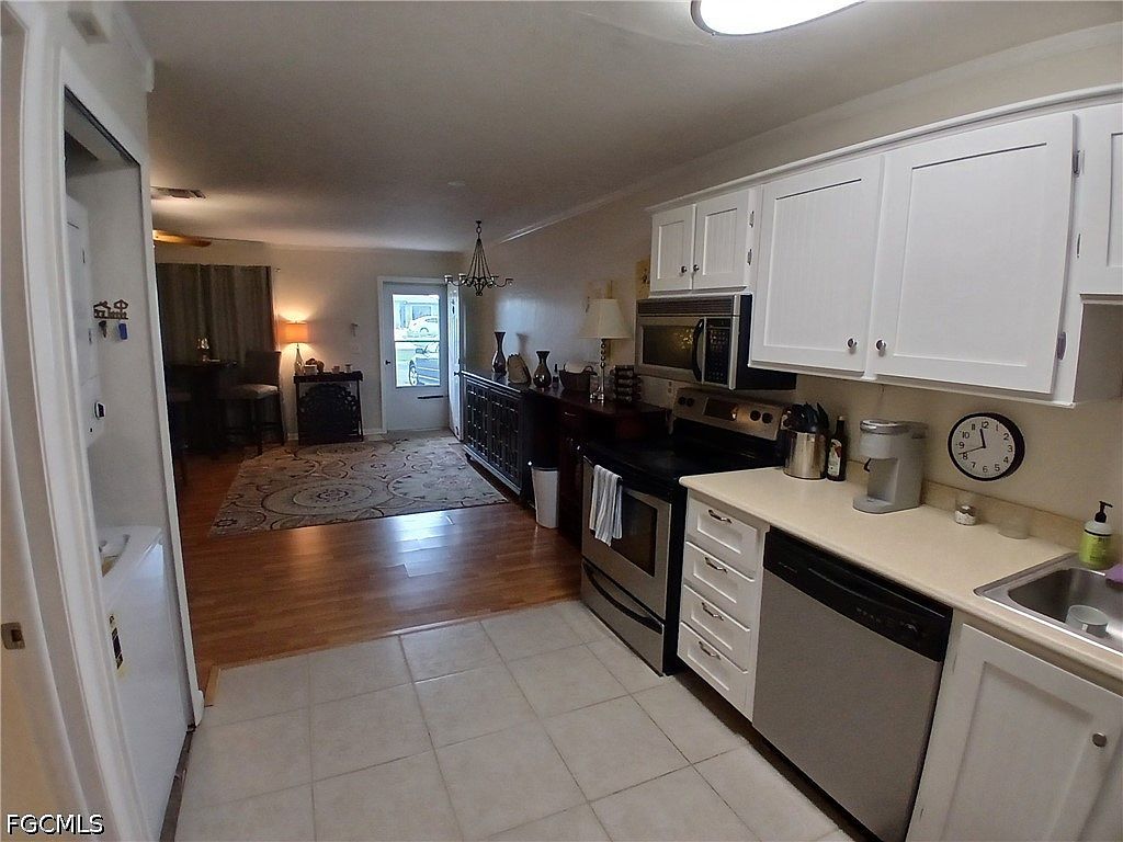 4513 Southwest 8th Court,Cape Coral,FL,United States preview