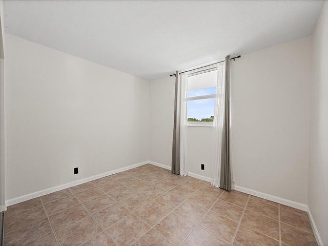 689 Northeast 6th Court,Boynton Beach,FL,United States preview