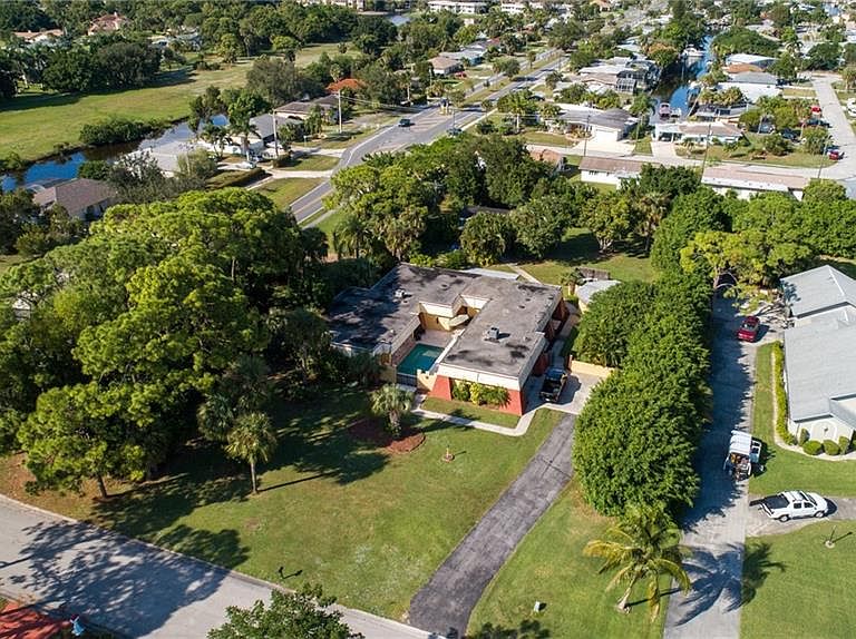 4231 Erindale Drive,North Fort Myers,FL,United States preview