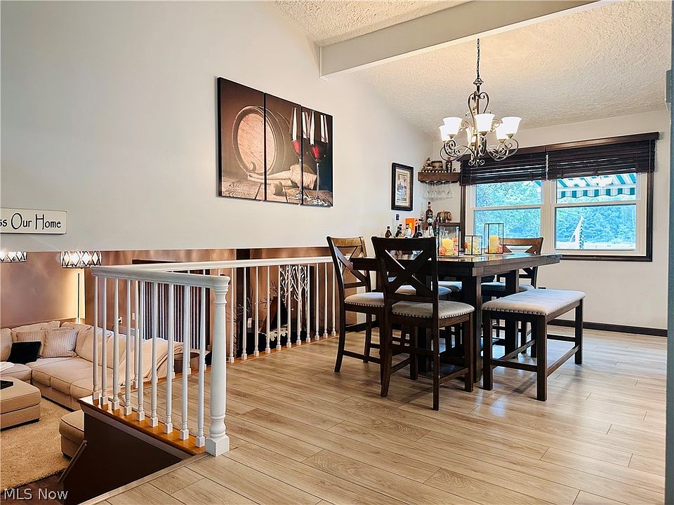 2274 Westview Drive,Cortland,OH,United States preview