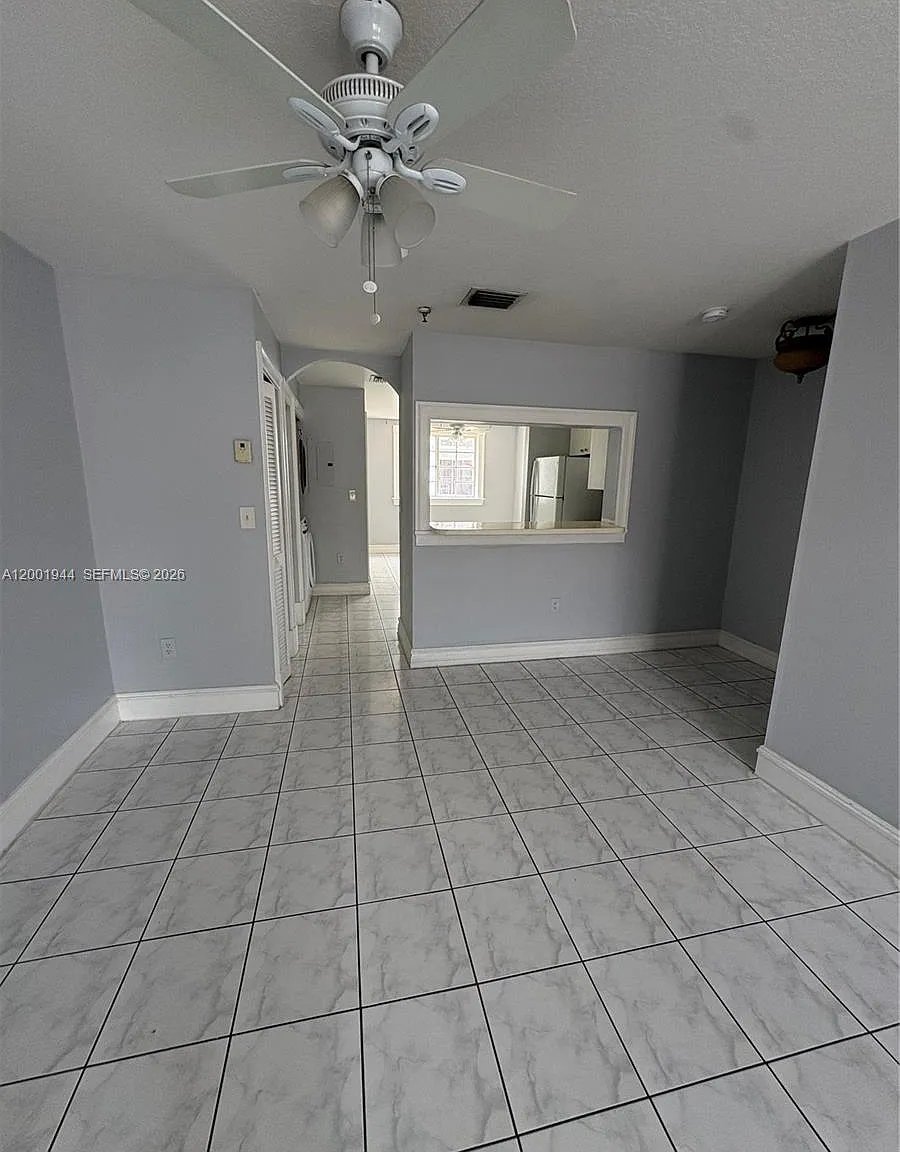 12035 Southwest 14th Street,Miami,FL,United States preview