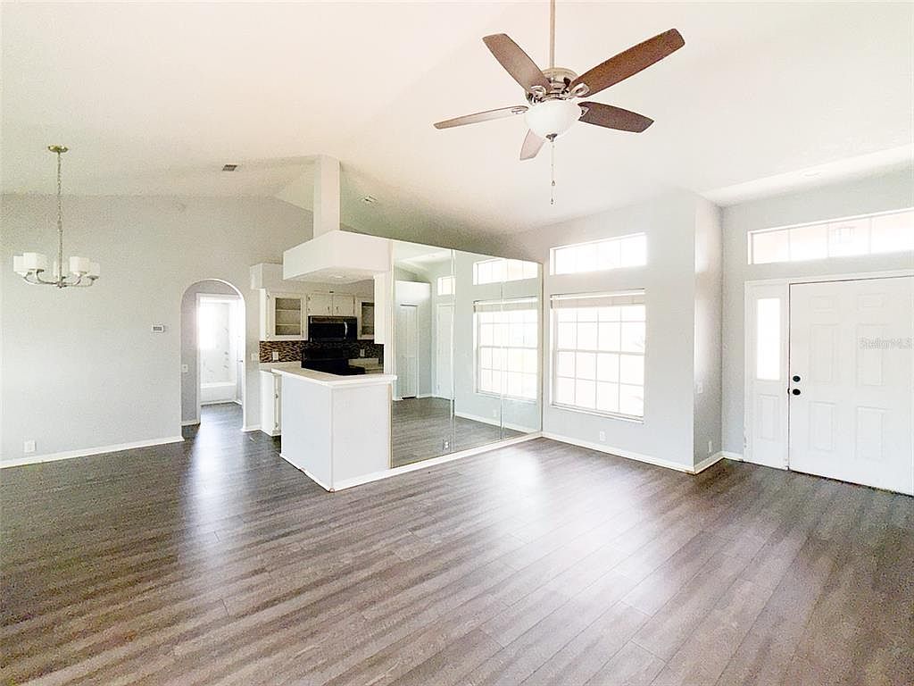 8836 Kilmer Way,Hudson,FL,United States preview