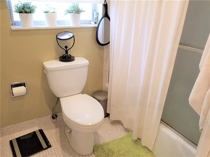 2661 South Course Drive,Pompano Beach,FL,United States preview