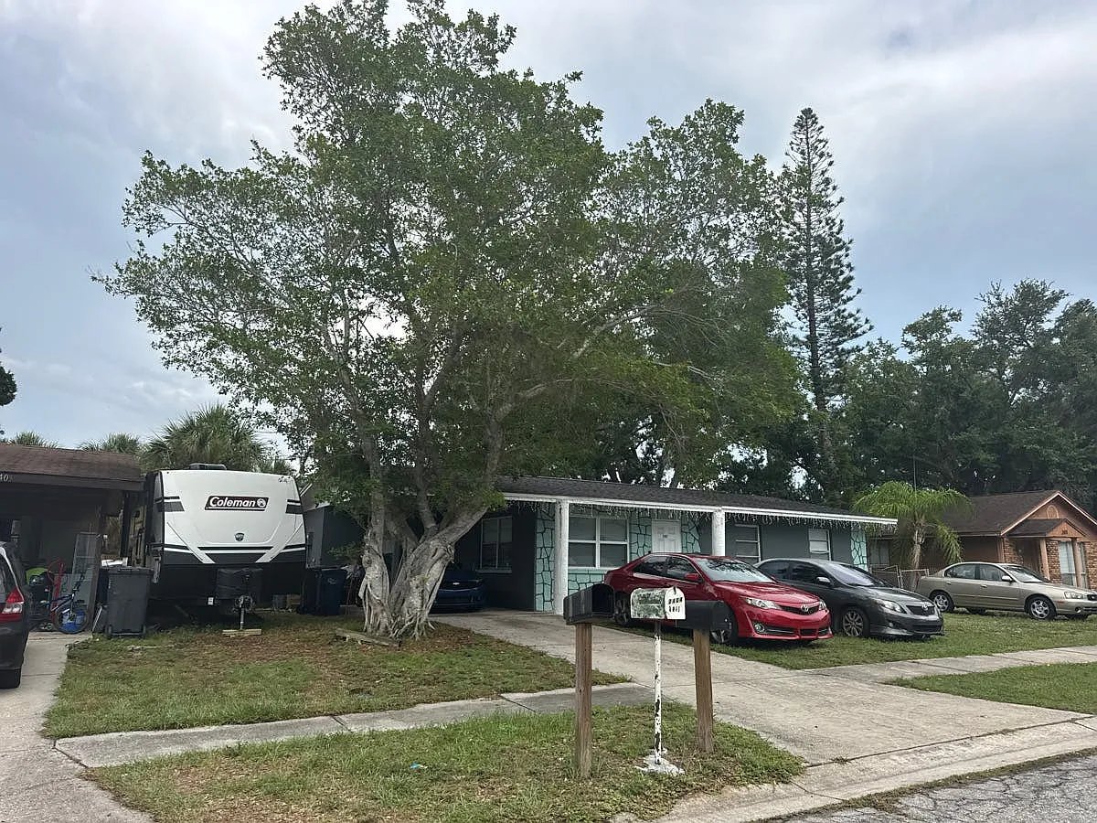 2407 18th Street East,Bradenton,FL,United States preview