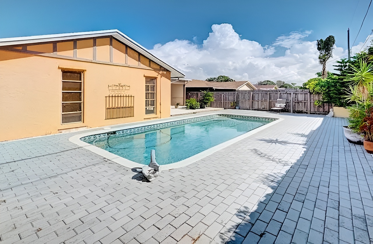 548 Northwest 54th Street,Boca Raton,FL,United States preview