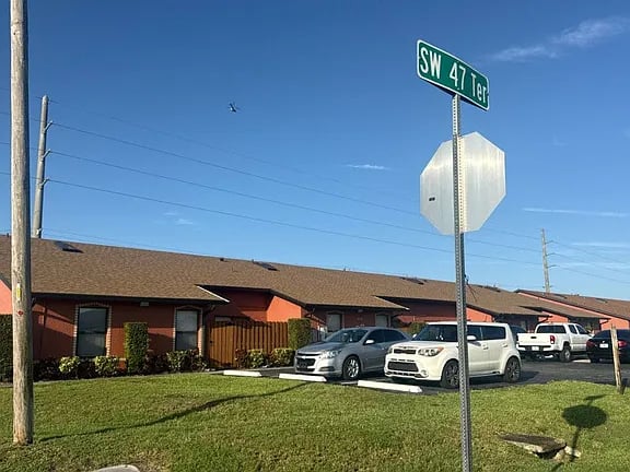 804 Southwest 47th Terrace,Cape Coral,FL,United States preview