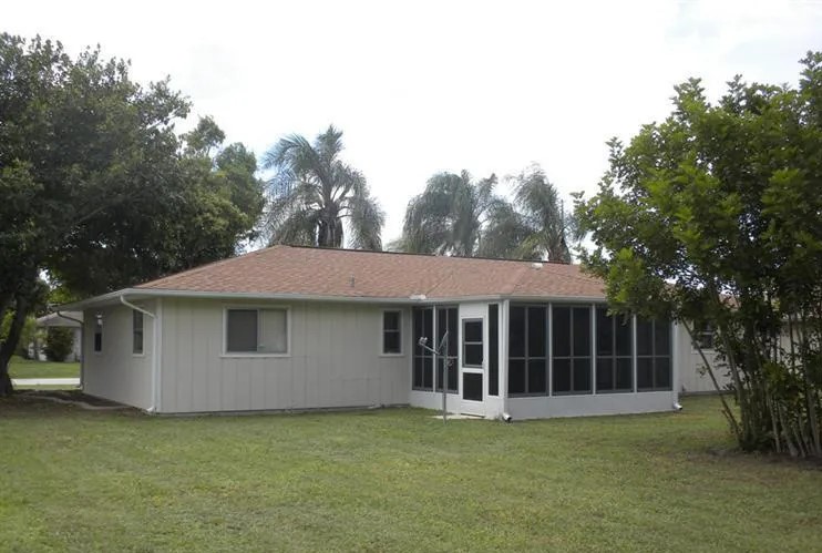 611 Southeast Santa Barbara Place,Cape Coral,FL,United States preview