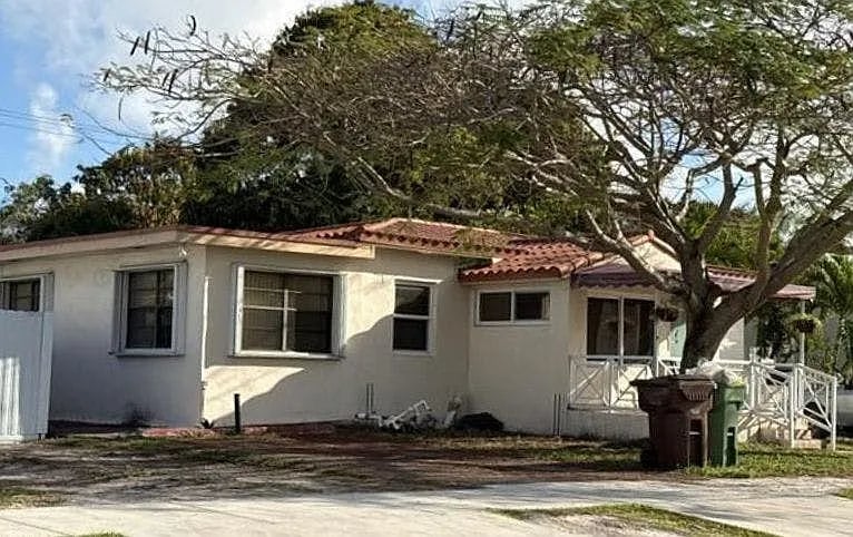 535 East 13th Street,Hialeah,FL,United States preview