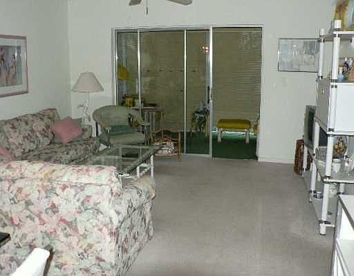 1050 Country Club Drive,Margate,FL,United States preview