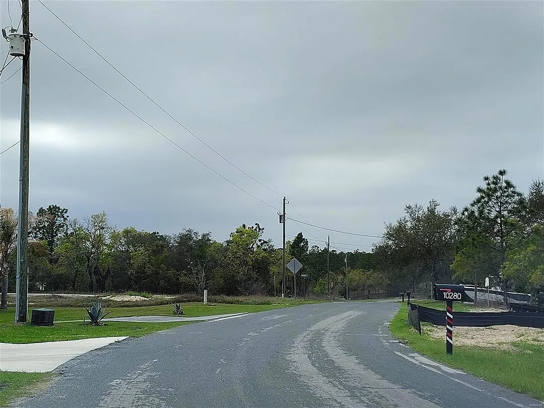 10288 North Spaulding Drive,Citrus Springs,FL,United States preview