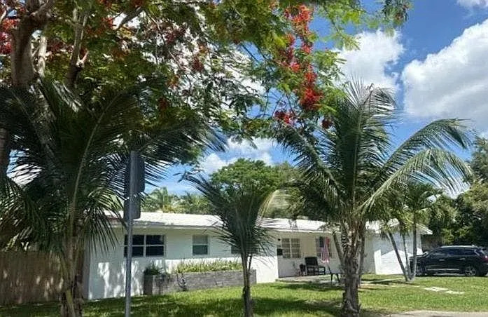 15060 Southwest 80th Avenue,Palmetto Bay,FL,United States preview