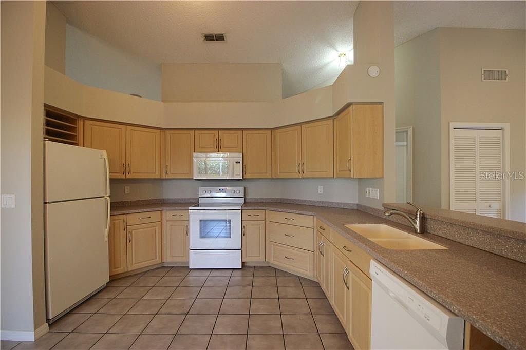 5833 Carriage Drive,Sarasota,FL,United States preview