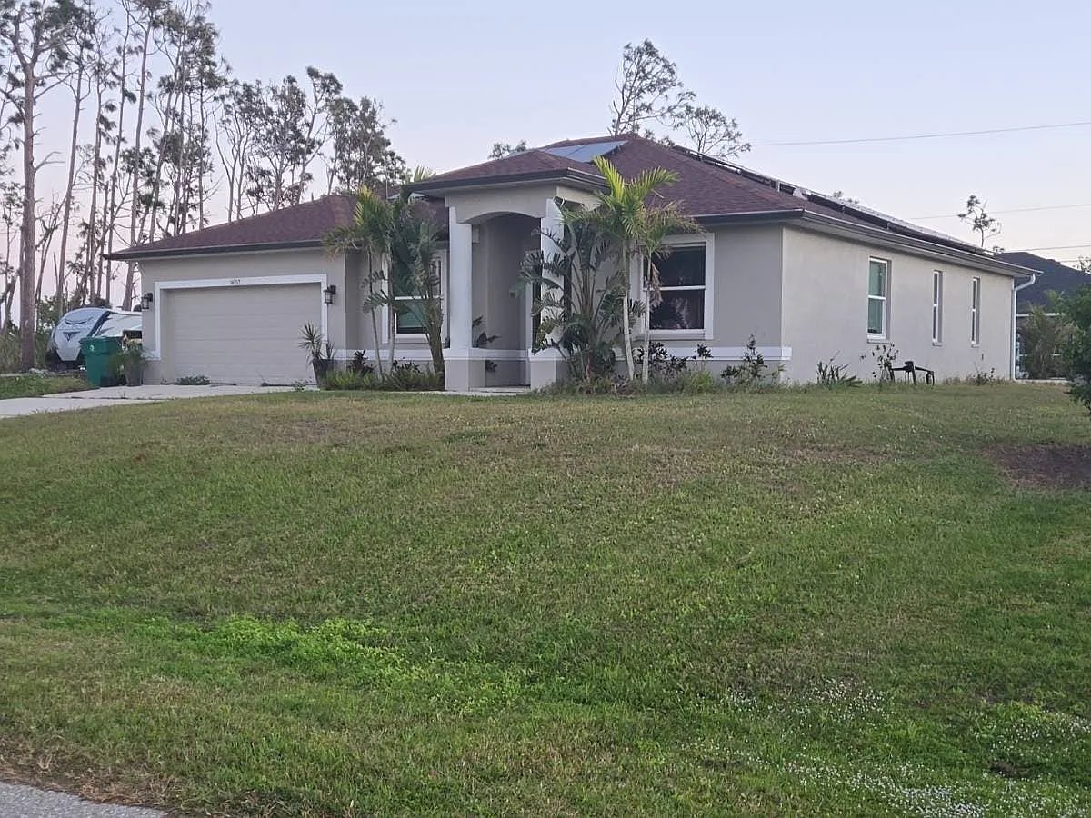 9057 Avalon Avenue,Englewood,FL,USA preview