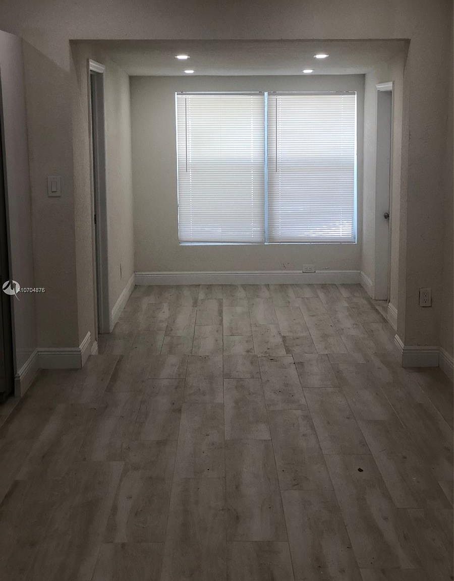 19220 Northwest 7th Avenue,Miami Gardens,FL,US preview