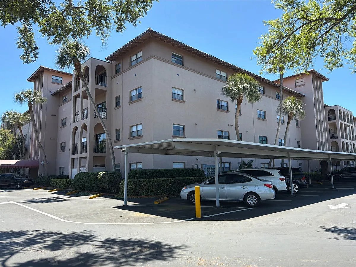 6150 Gulfport Boulevard South,Gulfport,FL,United States preview