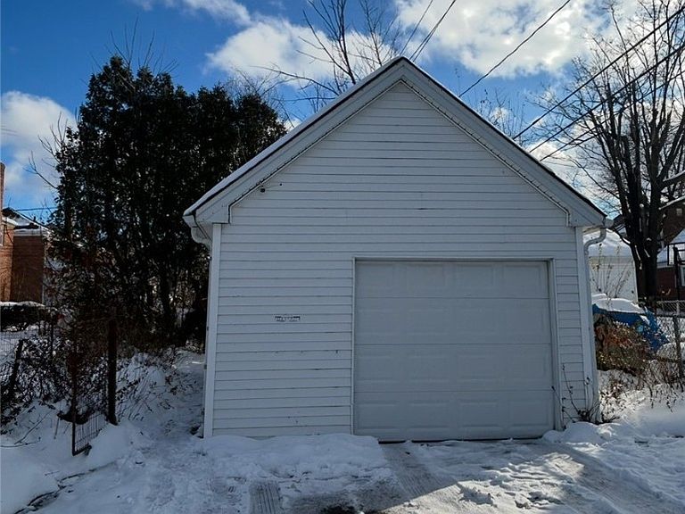 21202 Hillgrove Avenue,Maple Heights,OH,United States preview