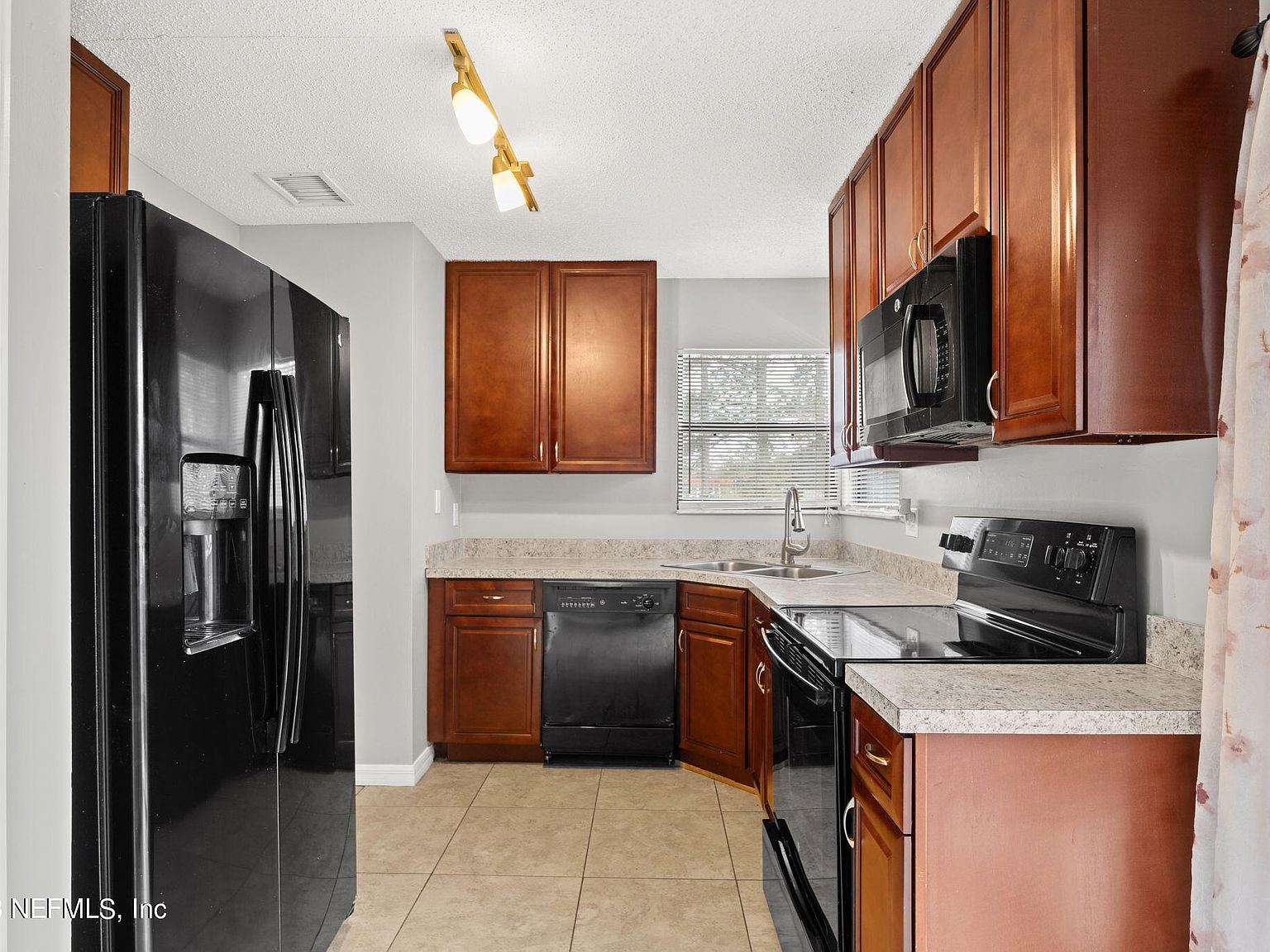 8445 Long Meadow Circle South,Jacksonville,FL,United States preview