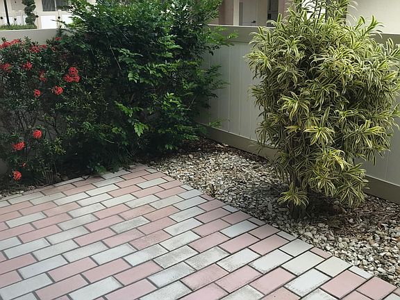 7631 Trent Drive,Tamarac,FL,United States preview