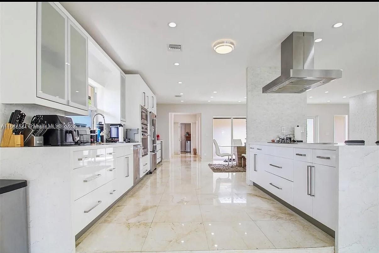 1230 Northeast 83rd Street,Miami,FL,United States preview