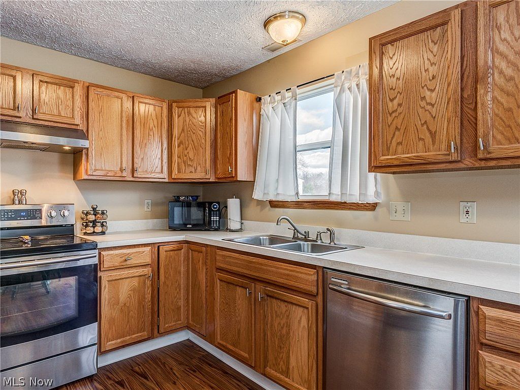 1115 Oxford Circle,Akron,OH,United States preview