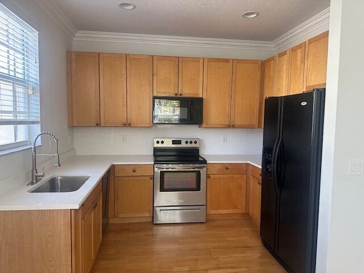 2502 North Dixie Highway,Lake Worth Beach,FL,United States preview