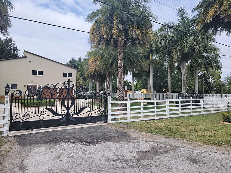 3850 Southwest 124th Avenue,Miramar,FL,United States preview