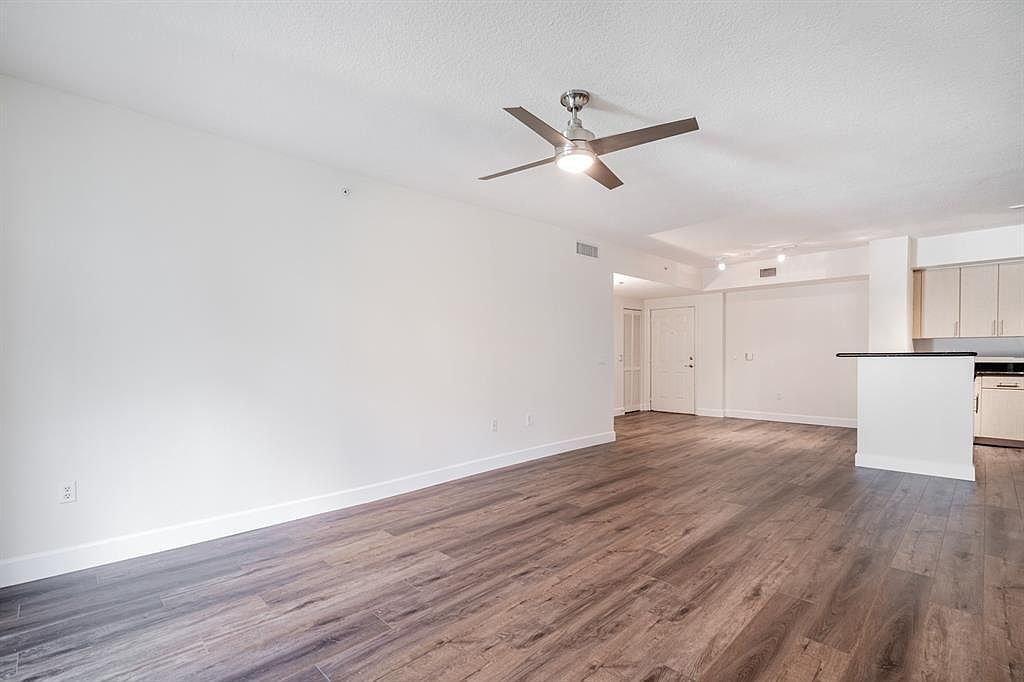 2421 Northeast 65th Street,Fort Lauderdale,FL,United States preview