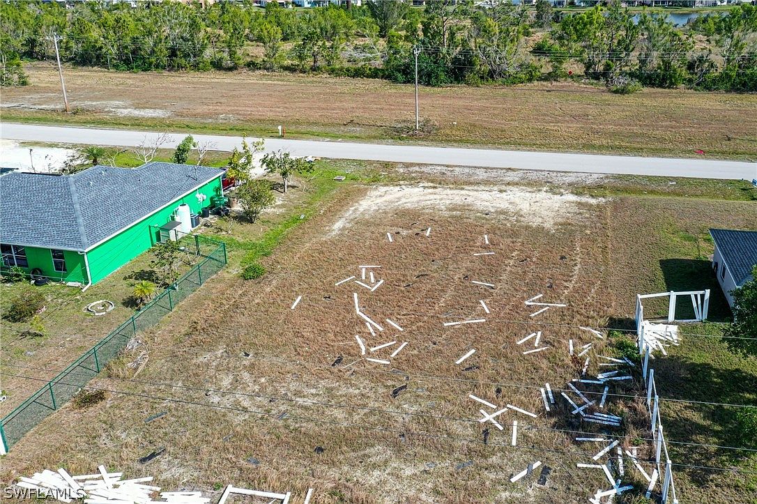 2908 Northeast 7th Place,Cape Coral,FL,United States preview