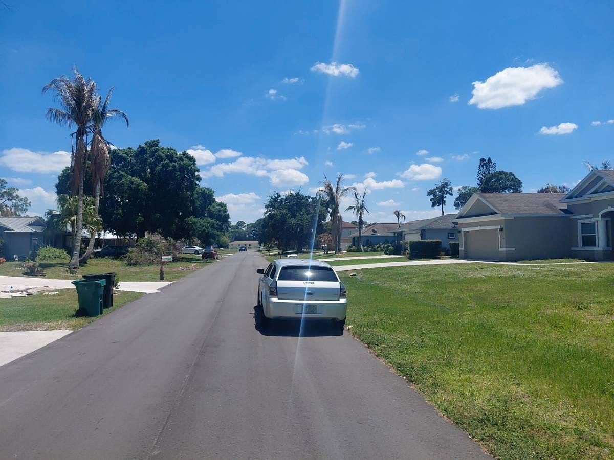 1300 Southeast Navajo Lane,Port St. Lucie,FL,US preview