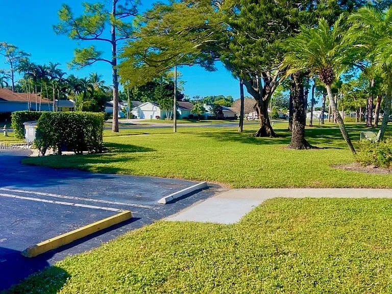 1025 Green Pine Boulevard,West Palm Beach,FL,United States preview