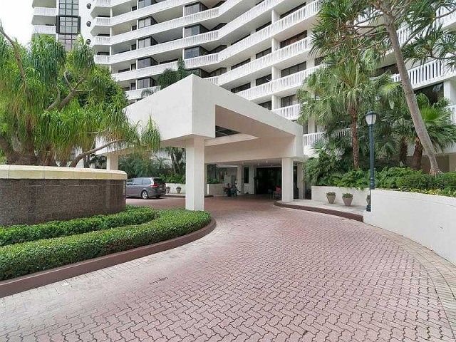 1000 East Island Boulevard,Aventura,FL,United States preview