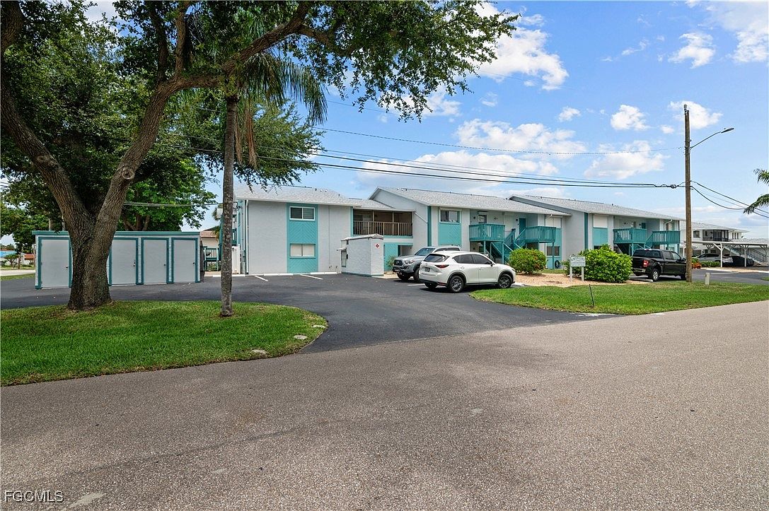 1005 Southeast 40th Street,Cape Coral,FL,US preview