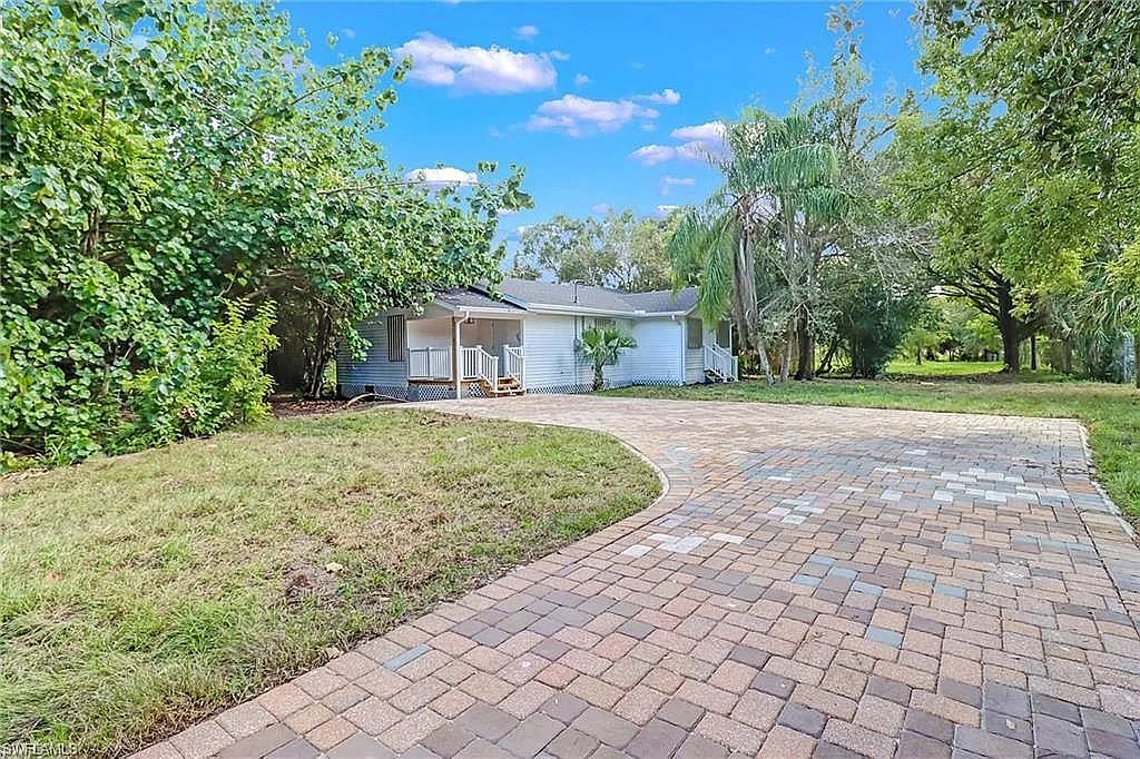 11100 Orange River Boulevard,Fort Myers,FL,United States preview