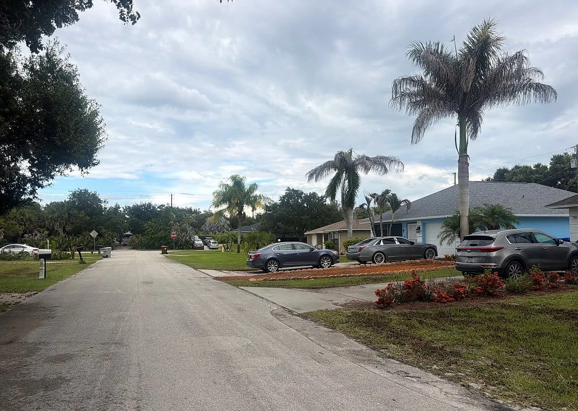 425 13th Place Southwest,Vero Beach,FL,United States preview