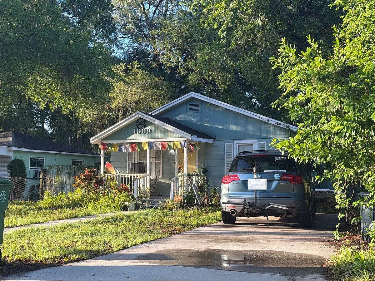 1009 E North Bay St,Tampa,FL,USA preview