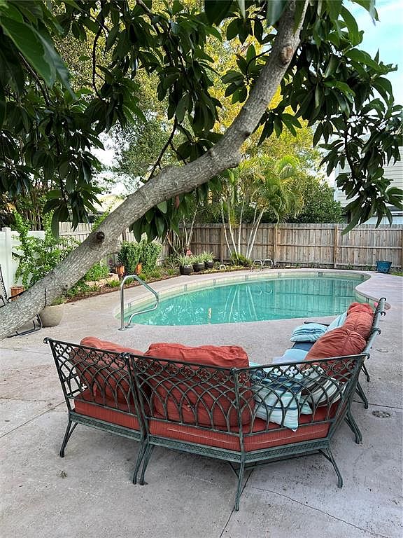 15614 Farnsworth Lane,Tampa,FL,United States preview