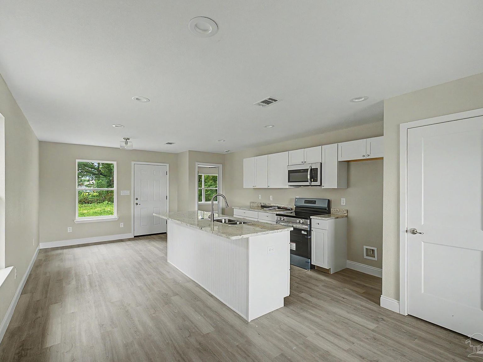 523 Bayliss Court,Pensacola,FL,United States preview