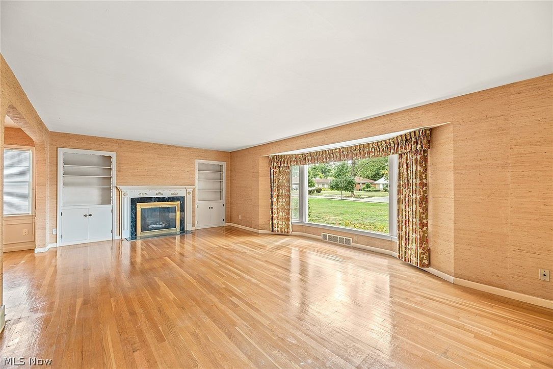 1097 Rutherford Road,Cleveland Heights,OH,United States preview