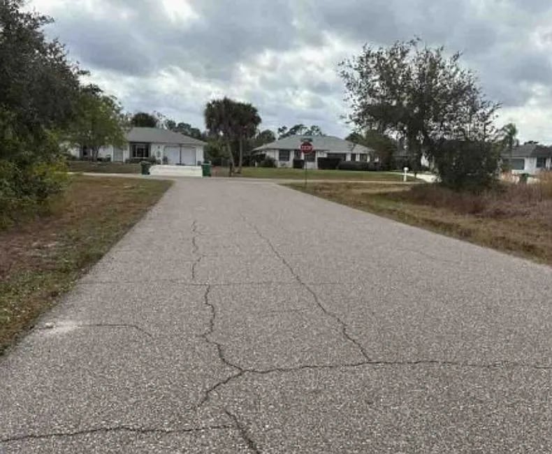 2458 Strawlawn Street,Port Charlotte,FL,United States preview