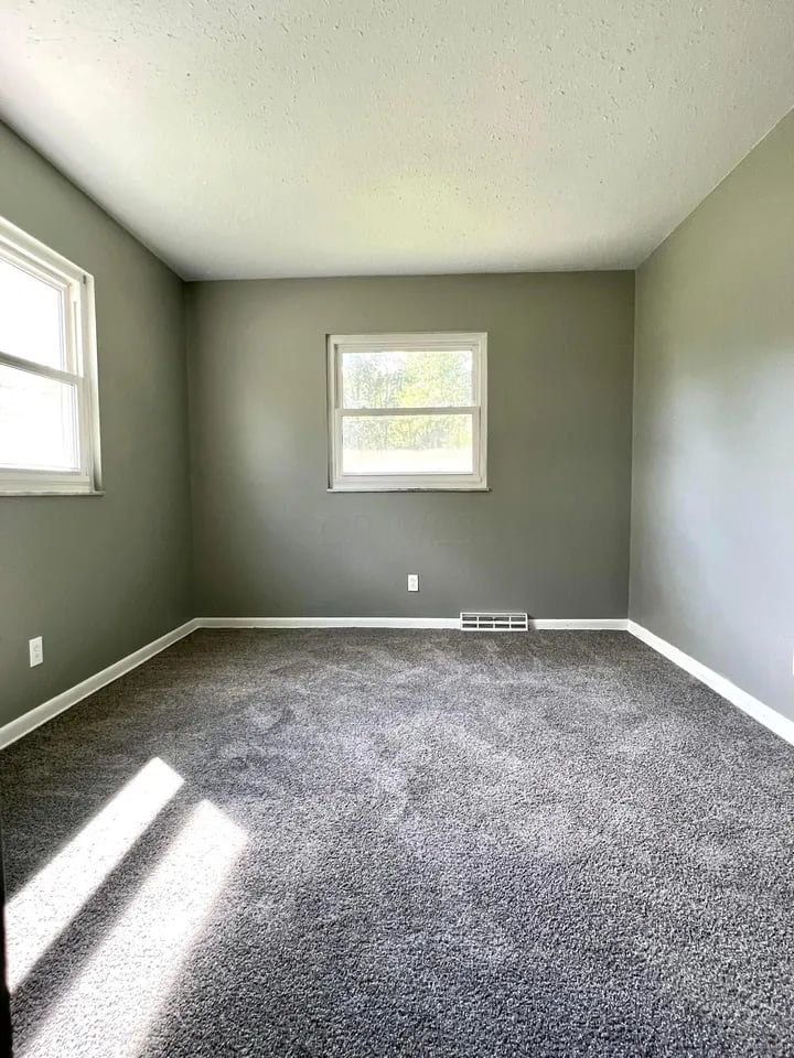 94 Hilltop Drive,Newark,OH,United States preview
