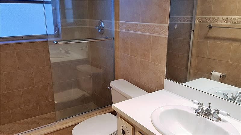 2661 South Course Drive,Pompano Beach,FL,United States preview
