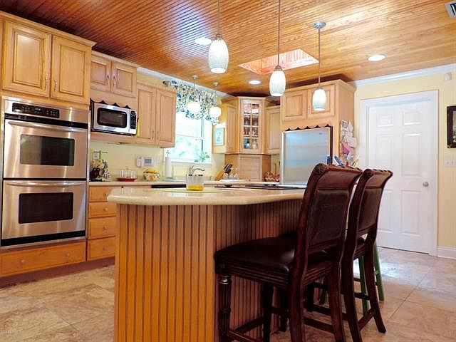 1037 N Bay Dr,Lynn Haven,FL,United States preview