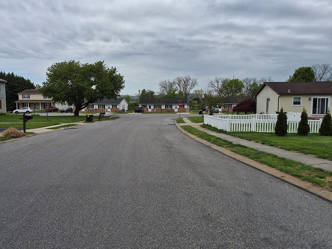 49 Meadowview Drive,Hanover,PA,United States preview