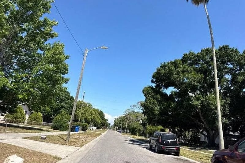 4135 Fairfield Avenue South,St. Petersburg,FL,United States preview