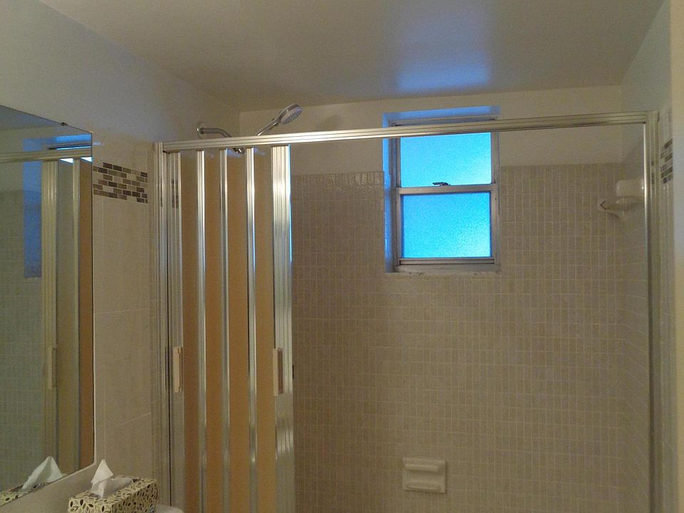 2566 Garden Drive,Lake Worth Beach,FL,United States preview