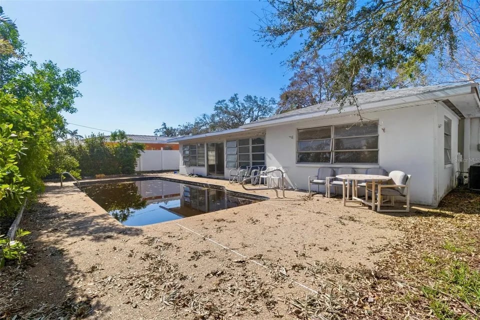 11889 Walker Avenue,Seminole,FL,United States preview