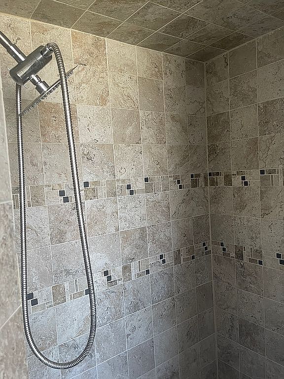660 Tennis Club Drive,Fort Lauderdale,FL,United States preview