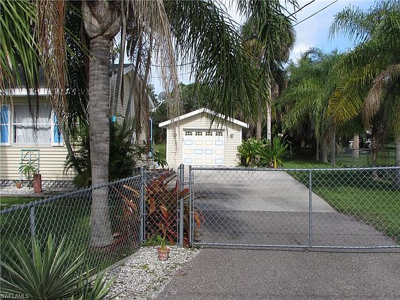 2751 Oleander Street,Saint James City,FL,United States preview