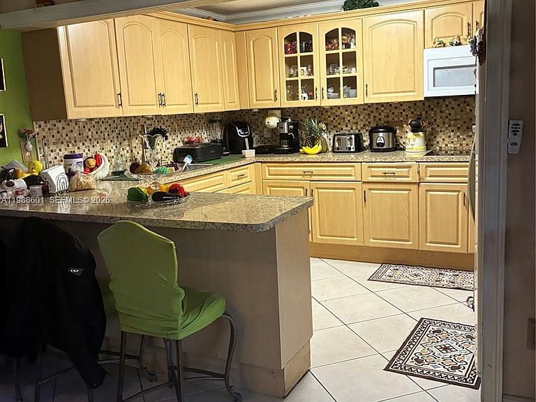 2530 West 60th Place,Hialeah,FL,United States preview