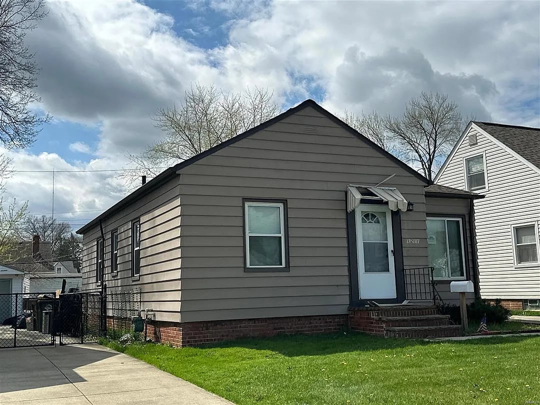 1211 Clearview Avenue,Parma,OH,United States preview